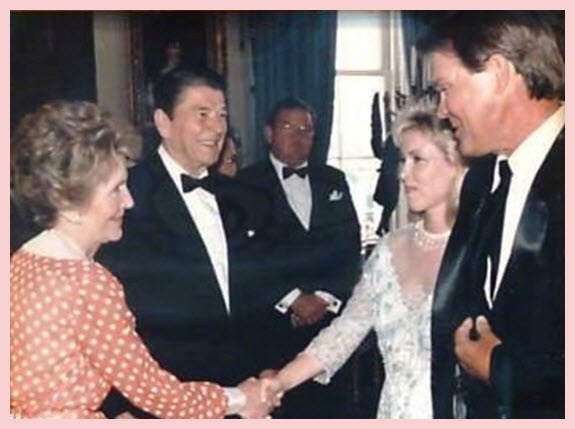 Glen and Kim Campbell_Nancy and Ronald Reagan.jpg