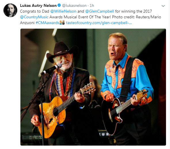 2017-11-08_WILLIE NELSON'S SON TWEETS PHOTO OF WILLIE AND GLEN.jpg