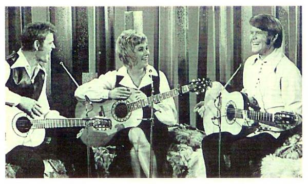 Glen Campbell_Photo_Anne Murray and Jerry Reed.jpg
