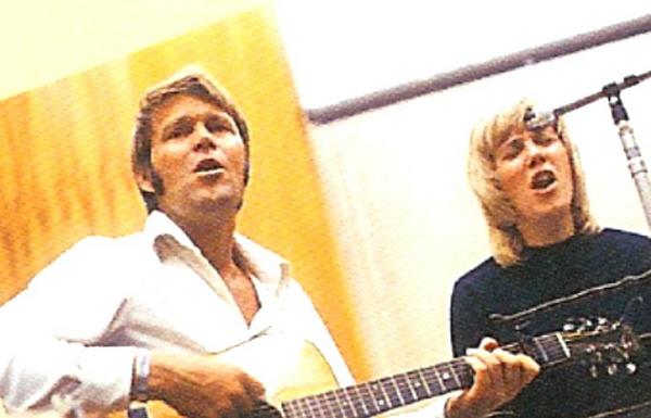Glen Campbell_Photo_with Anne Murray working on Capitol Record duet album 1971 release.jpg