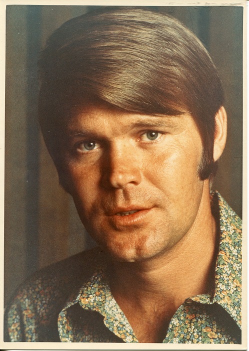 Happy Holidays from the Glen Campbell Forums!