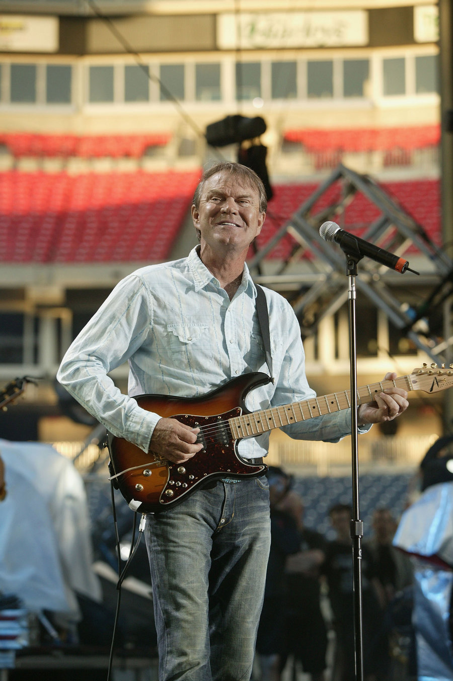 glen-campbell-2004-c2004 CMA Music Festival on June 13, 2004 in Nashville, Tenn.ma-billboard-1240.jpg